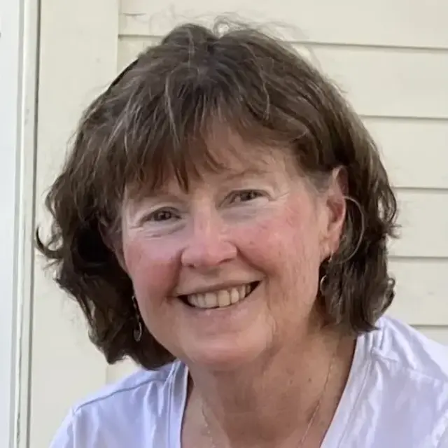 Aimee Bennett - Author